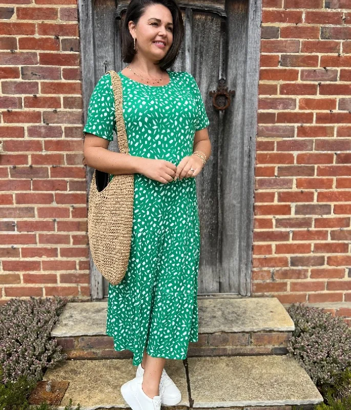 Cable - Knit Casual Dresses for a Traditional Style​ Green Tiered Confetti Smock Dress