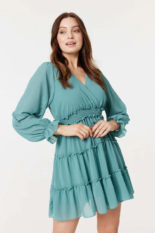 Midi Casual Dresses in Trendy Patterns​ Tiered Long Sleeve Mini Dress