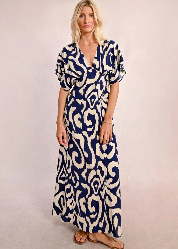 Solid Color Casual Dresses in Earth Tones​ Molly Bracken Debbie Dress- Navy Thais