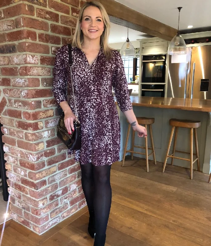 Maternity Casual Dresses for Pregnant Women​ Burgundy Leopard Print Shirt Dress