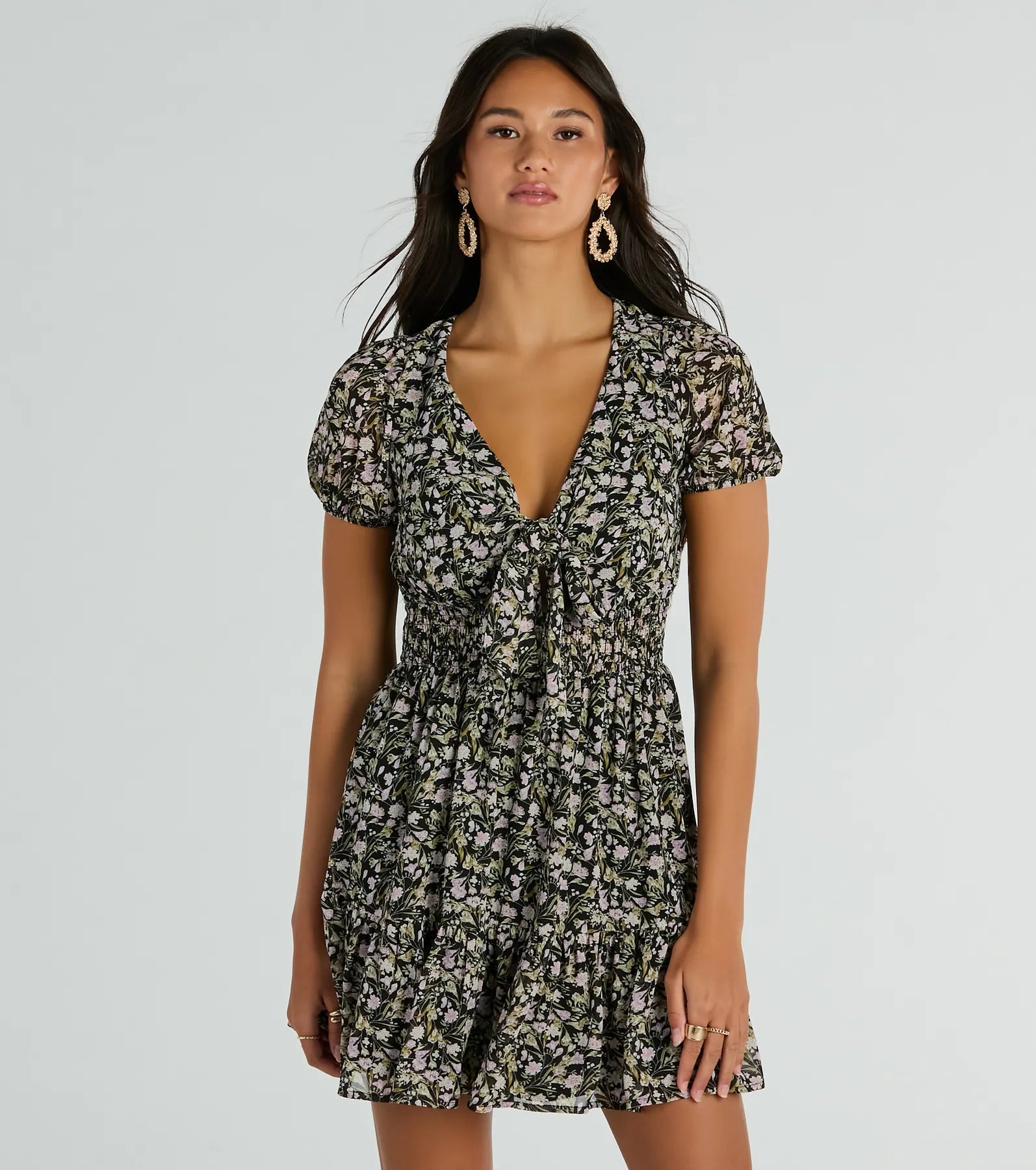Short - Sleeve Casual Dresses with Printed Graphics Favorite Fleur V-Neck Floral Chiffon Skater Dress Short - Sleeve Casual Dresses with Printed Graphics Favorite Fleur V-Neck Floral Chiffon Skater Dress