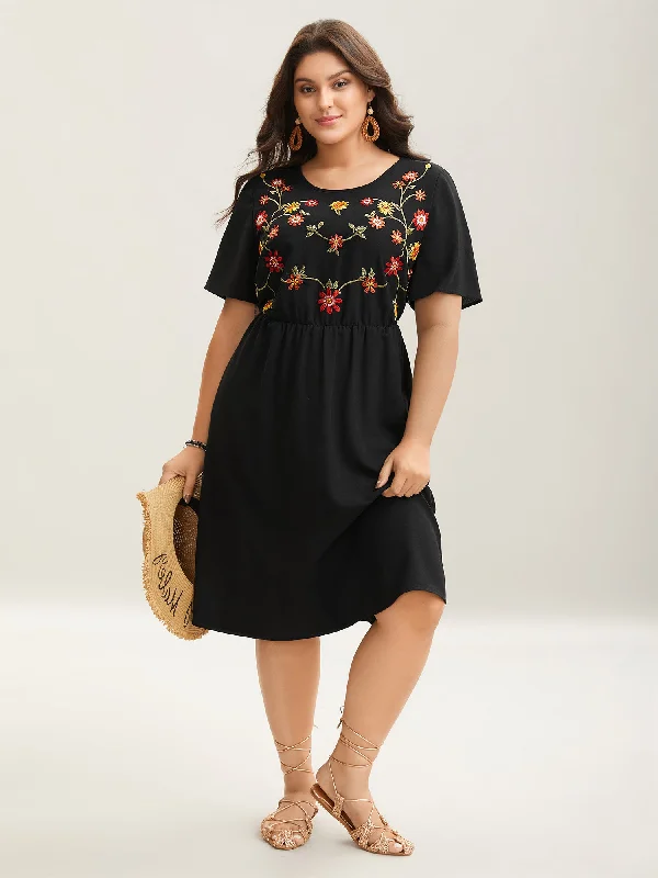 Upcycled Casual Dresses for an Eco - Conscious Choice Floral Embroidered Waist-Cinched Midi Dress Upcycled Casual Dresses for an Eco - Conscious Choice Floral Embroidered Waist-Cinched Midi Dress