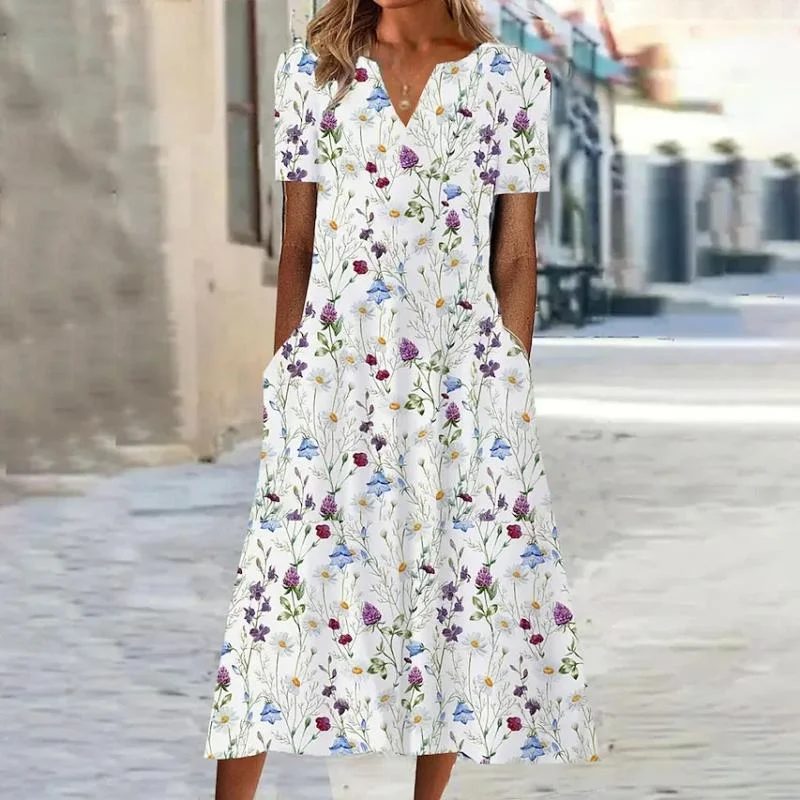 Mini dresses with gathered skirts for a voluminous effect Floral Print Casual Dress