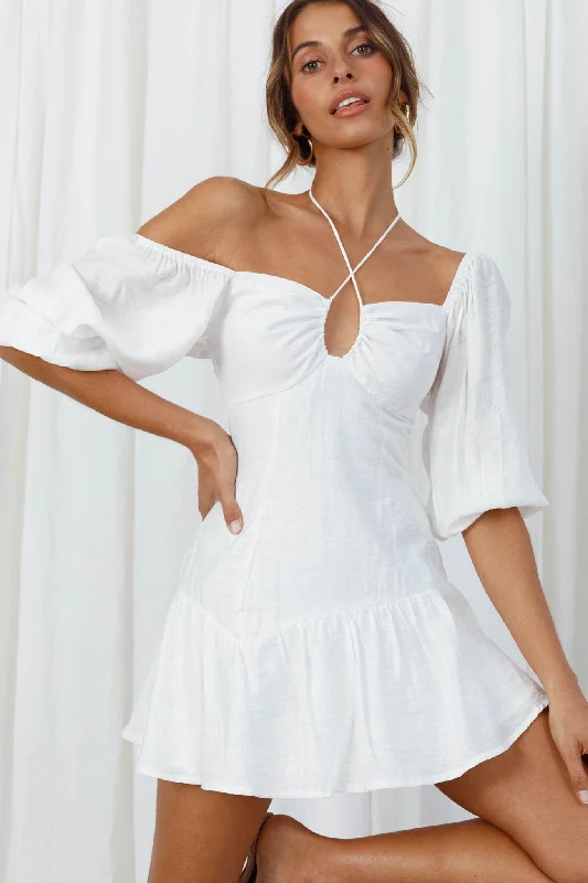 Velvet mini dresses for autumn weddings Summertime String-Tie Halterneck Puff Sleeve Mini Dress White Velvet mini dresses for autumn weddings Summertime String-Tie Halterneck Puff Sleeve Mini Dress White