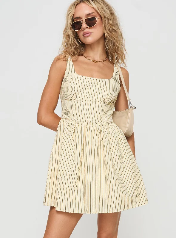 Dry - Clean - Only Casual Dresses for Delicate Fabrics Phillipson Mini Dress Beige Stripe Dry - Clean - Only Casual Dresses for Delicate Fabrics Phillipson Mini Dress Beige Stripe