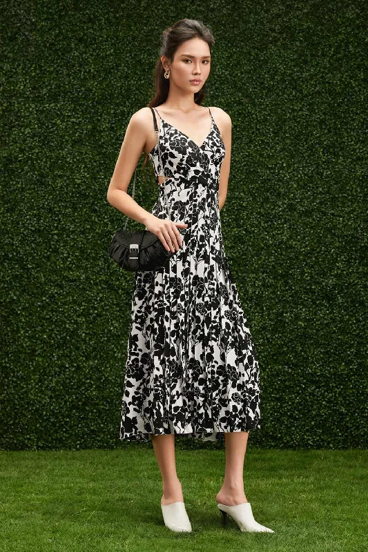 Smocked Waist Casual Dresses for Comfort​ Chandler Empire Pleated Polyester Midi Dress