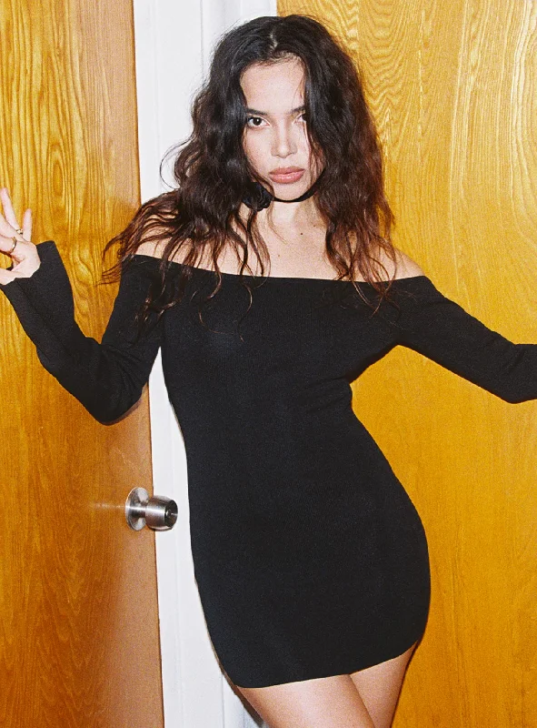 Mini dresses with side slits for a sexy appeal Parisa Long Sleeve Mini Dress Black Petite