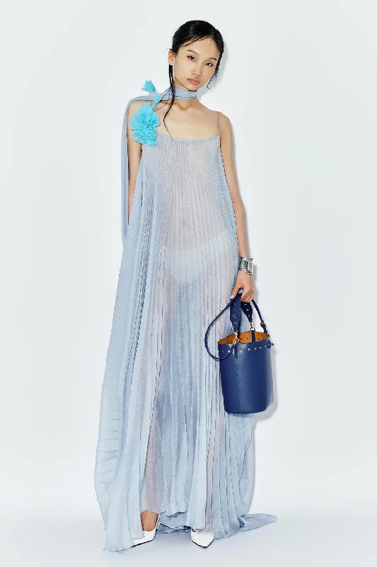 Crochet Casual Dresses for a Handmade Appeal​ Pine Trapezoid Pleated Chiffon Maxi Dress