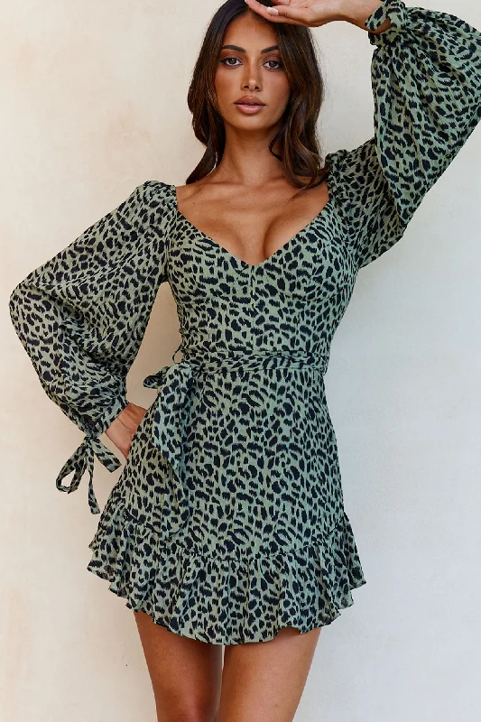 Printed mini dresses for a casual day out Make Memories Balloon Sleeve Molded Bust Dress Animal Print Olive Printed mini dresses for a casual day out Make Memories Balloon Sleeve Molded Bust Dress Animal Print Olive