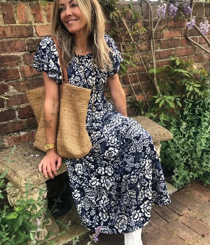 Tie - Dye Casual Dresses for a Retro Style​ Navy Baroque Stretch Midi Dress