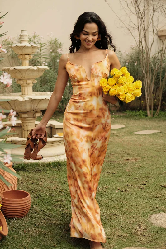 Abstract - Printed Casual Dresses for a Contemporary Vibe​ Tie Dye V-neck Backless Slip Maxi Dress