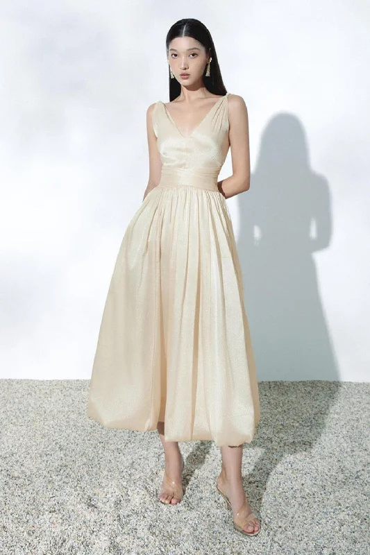 Modal Casual Dresses in Smooth Textures​ Gigi A-line V-Neck Organza Midi Dress
