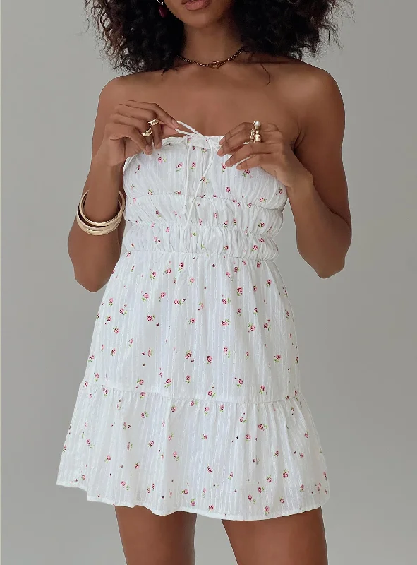 Festival - Inspired Casual Dresses with Bohemian Flair Kezzy Mini Dress White Floral Festival - Inspired Casual Dresses with Bohemian Flair Kezzy Mini Dress White Floral