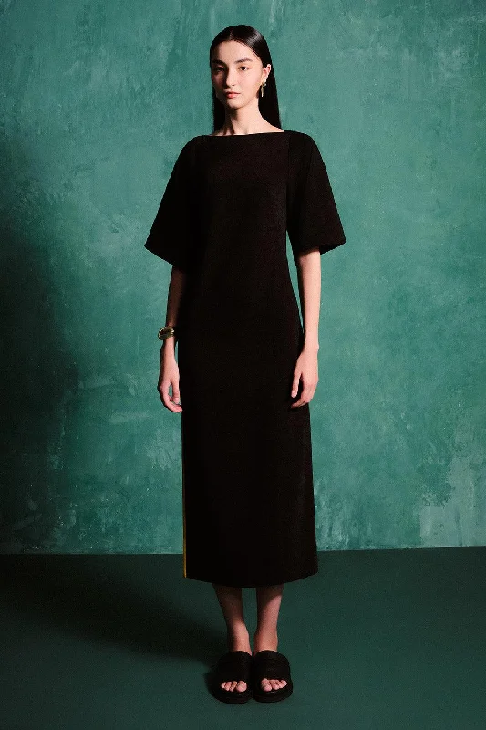 Festival - Inspired Casual Dresses with Bohemian Flair Julie A-line Wide Sleeved Spandex Velvet Midi Dress Festival - Inspired Casual Dresses with Bohemian Flair Julie A-line Wide Sleeved Spandex Velvet Midi Dress