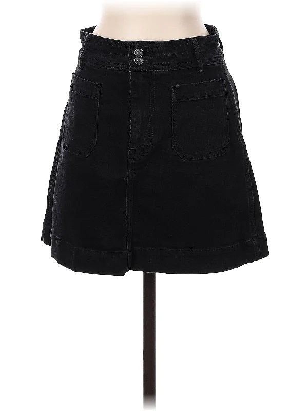 Button - front denim skirts for a traditional look Denim Skirt