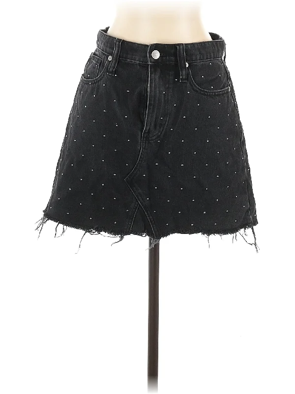Denim skirts with wide - brimmed hats for a fashionable touch Denim Skirt