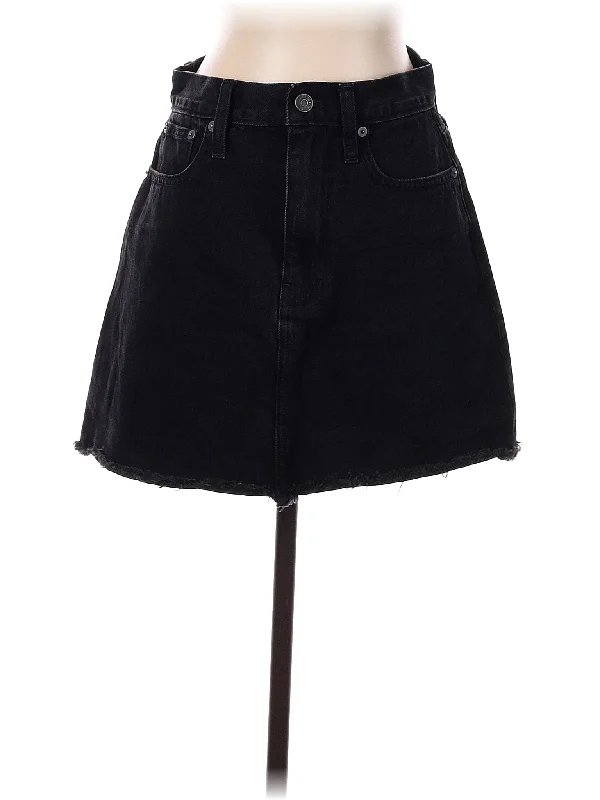 Denim skirts for women over 40 with classic styles Denim Skirt