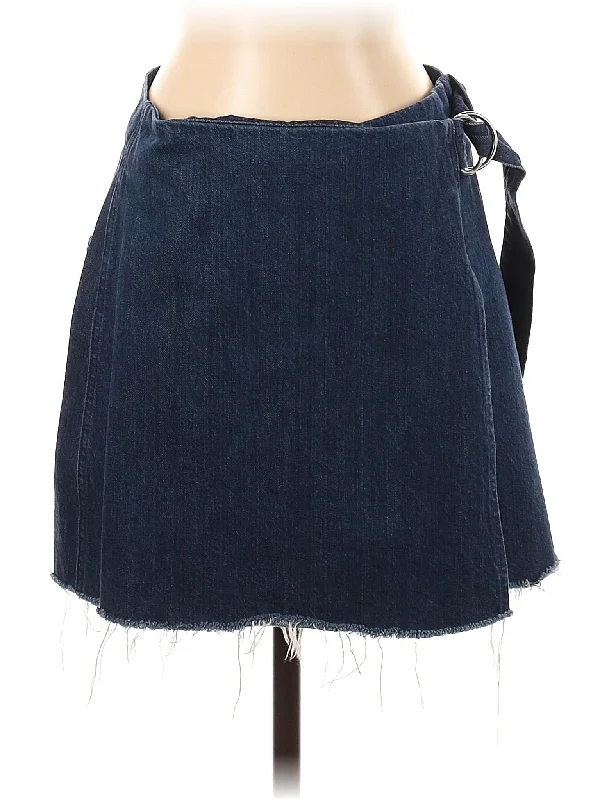 Denim skirts with denim jackets for a double - denim outfit Denim Skirt