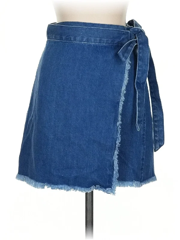 Acid - wash denim skirts for a vintage touch Denim Skirt