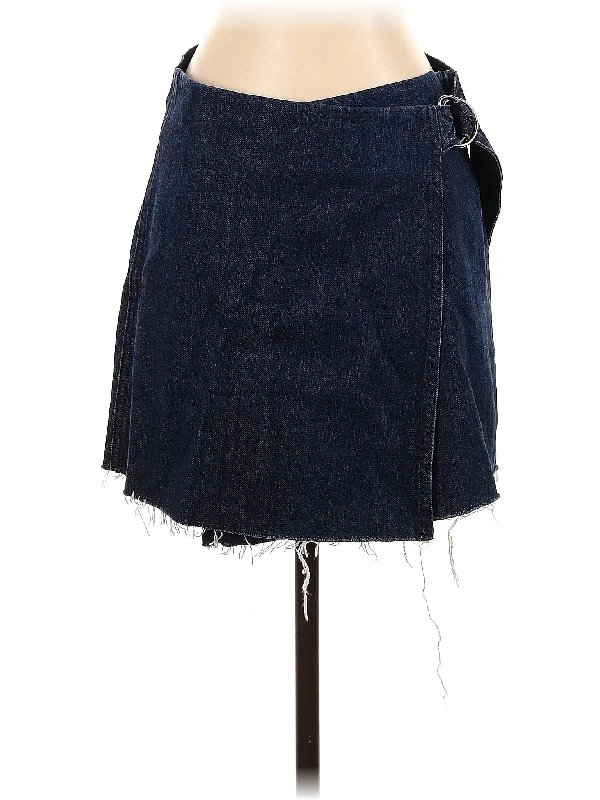 Denim skirts and blouses for a more formal ensemble Denim Skirt