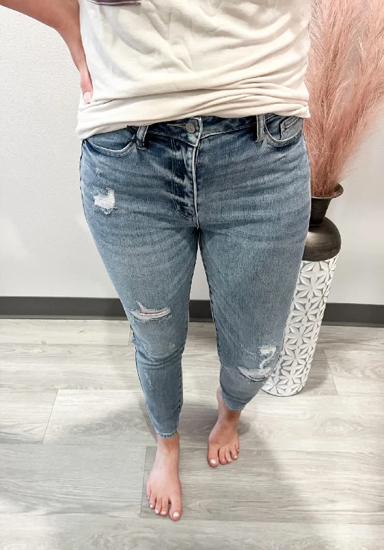 Cargo women jeans with multiple pockets for added functionality Hi-Rise Minimal Distressed Skinny Jeans In Light Wash Cargo women jeans with multiple pockets for added functionality Hi-Rise Minimal Distressed Skinny Jeans In Light Wash