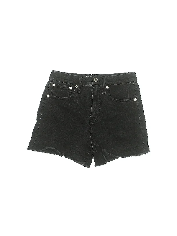 Women's Printed Tropical Patterned Shorts in Turquoise for a Beachy and Fun Look High-Rise Denim Shorts in Dark Wash Women's Printed Tropical Patterned Shorts in Turquoise for a Beachy and Fun Look High-Rise Denim Shorts in Dark Wash