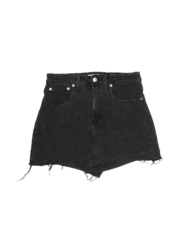 Plus Size Women's Denim Shorts with a Button - Fly in Dark Indigo for a Durable and Timeless Style High-Rise Denim Shorts in Dark Wash Plus Size Women's Denim Shorts with a Button - Fly in Dark Indigo for a Durable and Timeless Style High-Rise Denim Shorts in Dark Wash