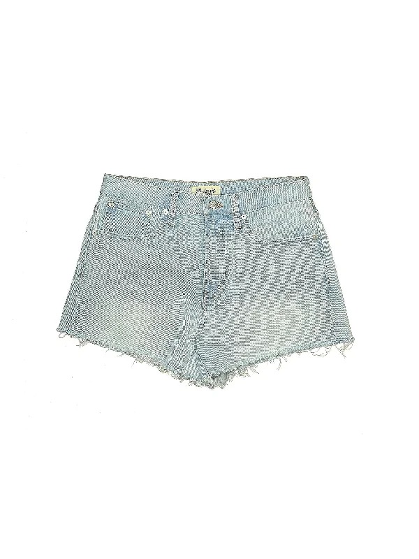 Plus Size Women's Denim Shorts with a Button - Fly in Dark Indigo for a Durable and Timeless Style High-Rise Denim Shorts in Light Wash Plus Size Women's Denim Shorts with a Button - Fly in Dark Indigo for a Durable and Timeless Style High-Rise Denim Shorts in Light Wash