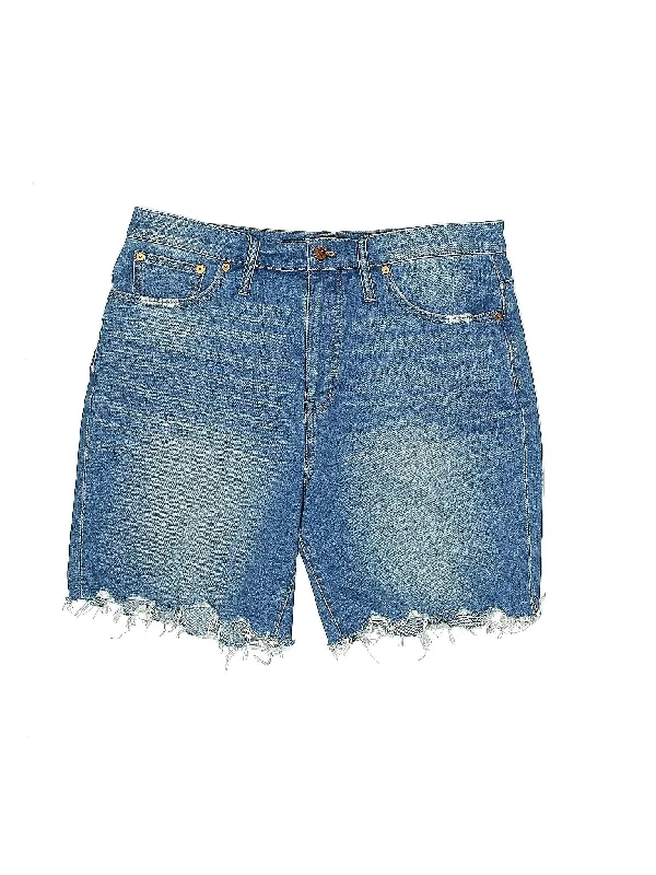Women's Printed Geometric Patterned Shorts in Bright Colors for a Statement Look High-Rise Denim Shorts in Medium Wash Women's Printed Geometric Patterned Shorts in Bright Colors for a Statement Look High-Rise Denim Shorts in Medium Wash