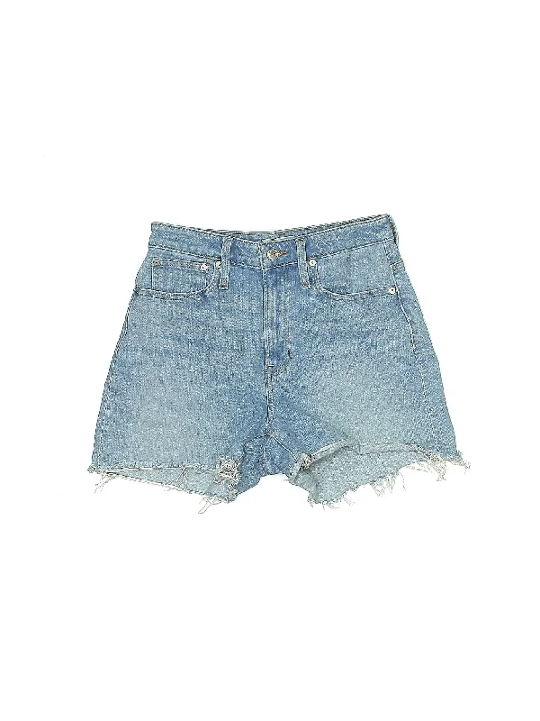 Plus Size Women's Stretch Cotton Athletic Shorts with Side Pockets for Workout Sessions High-Rise Denim Shorts in Medium Wash Plus Size Women's Stretch Cotton Athletic Shorts with Side Pockets for Workout Sessions High-Rise Denim Shorts in Medium Wash