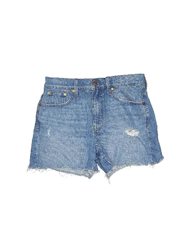 Plus Size Women's Stretch Denim Shorts with Belt Loops in Medium Wash for a Versatile Fit High-Rise Denim Shorts in Medium Wash Plus Size Women's Stretch Denim Shorts with Belt Loops in Medium Wash for a Versatile Fit High-Rise Denim Shorts in Medium Wash