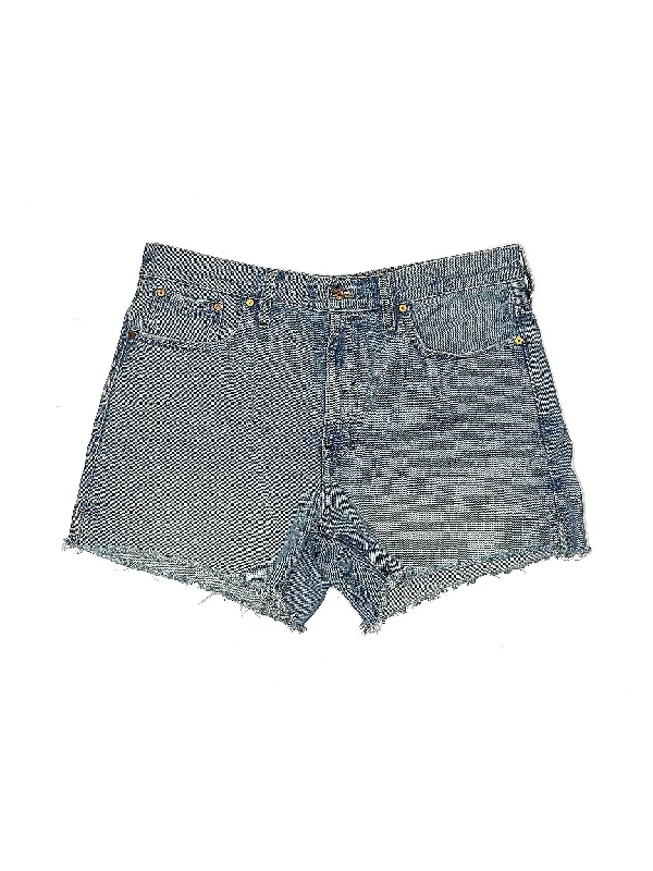 Women's High - Rise Paperbag Waist Shorts in Khaki for a Stylish and Comfortable Look High-Rise Denim Shorts in Medium Wash Women's High - Rise Paperbag Waist Shorts in Khaki for a Stylish and Comfortable Look High-Rise Denim Shorts in Medium Wash