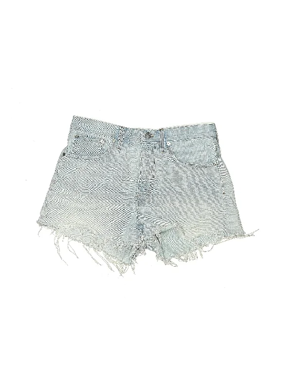 Plus Size Women's Elastic Waistband Linen Shorts in Navy Blue for a Comfortable Everyday Option Mid-Rise Denim Shorts in Light Wash Plus Size Women's Elastic Waistband Linen Shorts in Navy Blue for a Comfortable Everyday Option Mid-Rise Denim Shorts in Light Wash
