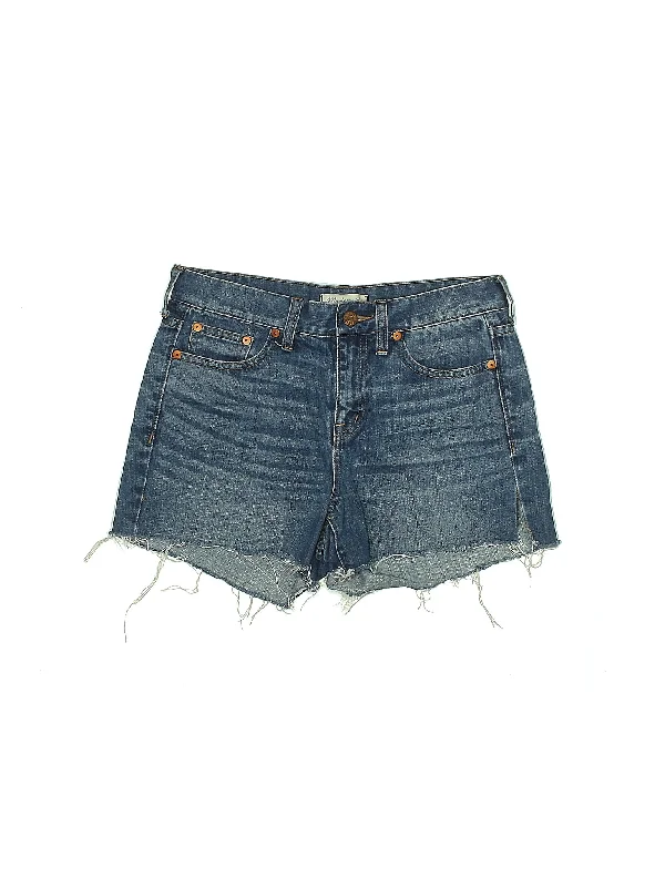 Plus Size Women's Denim Cut - off Shorts with Frayed Edges for a Casual and Laid - Back Vibe Mid-Rise Denim Shorts in Medium Wash Plus Size Women's Denim Cut - off Shorts with Frayed Edges for a Casual and Laid - Back Vibe Mid-Rise Denim Shorts in Medium Wash