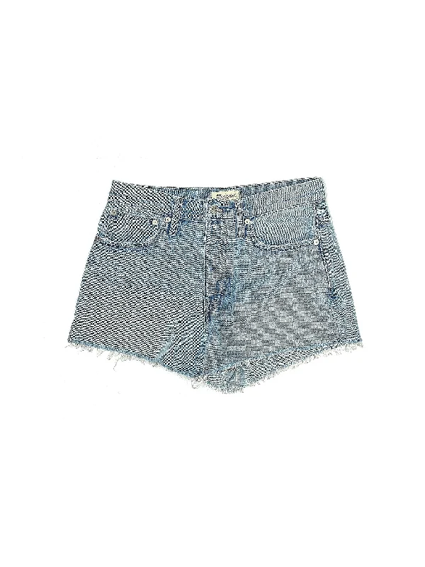 Women's High - Rise Paperbag Waist Shorts in Khaki for a Stylish and Comfortable Look Mid-Rise Denim Shorts in Medium Wash Women's High - Rise Paperbag Waist Shorts in Khaki for a Stylish and Comfortable Look Mid-Rise Denim Shorts in Medium Wash