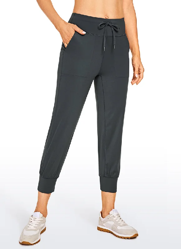 Sequined sweater pants for a glamorous look Nakedfeel Jogger Capris with Pockets 23'' Sequined sweater pants for a glamorous look Nakedfeel Jogger Capris with Pockets 23''