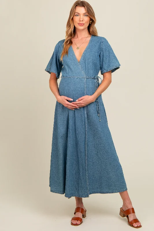 Maxi dresses with a ruffled neckline for a charming look Blue Chambray Maternity Wrap Maxi Dress Maxi dresses with a ruffled neckline for a charming look Blue Chambray Maternity Wrap Maxi Dress
