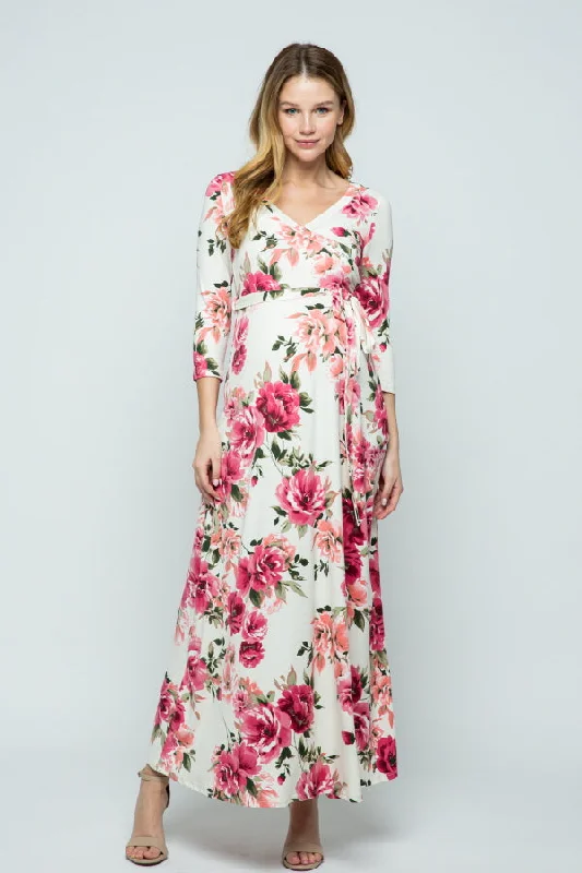 Maxi dresses with a halter neck for a stylish and sophisticated choice Cream/Pink Floral 3/4 Sleeve Maternity/Nursing maxi Dress Maxi dresses with a halter neck for a stylish and sophisticated choice Cream/Pink Floral 3/4 Sleeve Maternity/Nursing maxi Dress