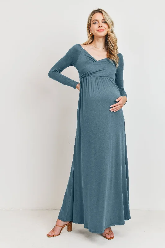 Maxi dresses with thin spaghetti straps for a delicate and feminine feel Off Shoulder or Wide V-Neck Maternity Maxi Dress Maxi dresses with thin spaghetti straps for a delicate and feminine feel Off Shoulder or Wide V-Neck Maternity Maxi Dress