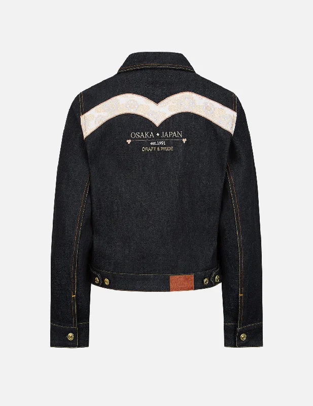 Plus - Size Denim Top for a Comfortable and Stylish Fit Brocade Seagull and Daicock Appliqué Denim Jacket Plus - Size Denim Top for a Comfortable and Stylish Fit Brocade Seagull and Daicock Appliqué Denim Jacket
