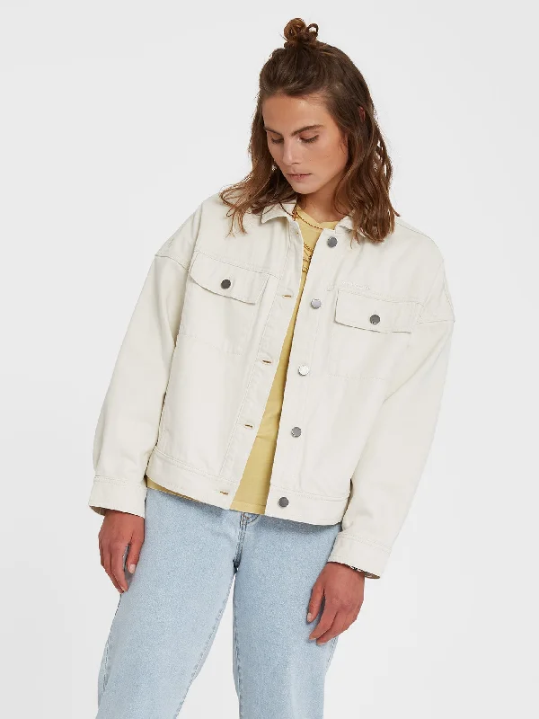 Denim Top with a Metallic Accent for a Shiny Look Deelyght Denim Jacket - CLOUD