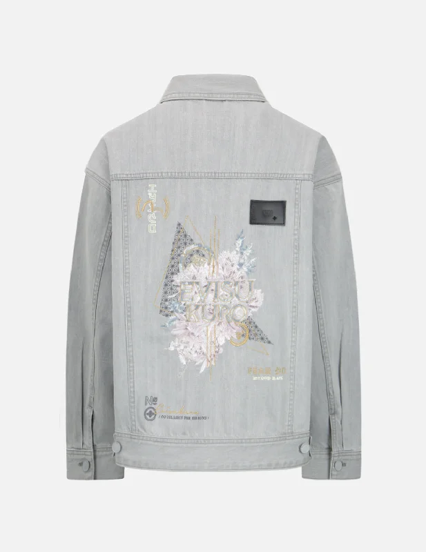 Patchwork Denim Top with a Unique and Artistic Appeal Floral and Brocade Motifs Embroidery Denim Jacket Patchwork Denim Top with a Unique and Artistic Appeal Floral and Brocade Motifs Embroidery Denim Jacket