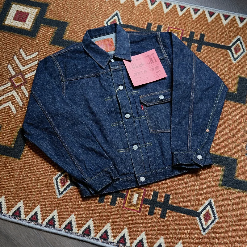 Denim Top for a Beachside Picnic with a Laid - Back Style FULL COUNT Type 1 Denim Jacket (2107) Denim Top for a Beachside Picnic with a Laid - Back Style FULL COUNT Type 1 Denim Jacket (2107)