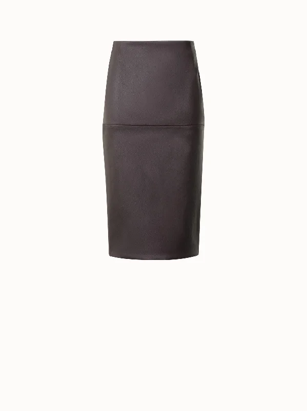 Linen blend skirts for breathability Pencil Skirt in Stretch Nappa Leather with Back Slit Linen blend skirts for breathability Pencil Skirt in Stretch Nappa Leather with Back Slit