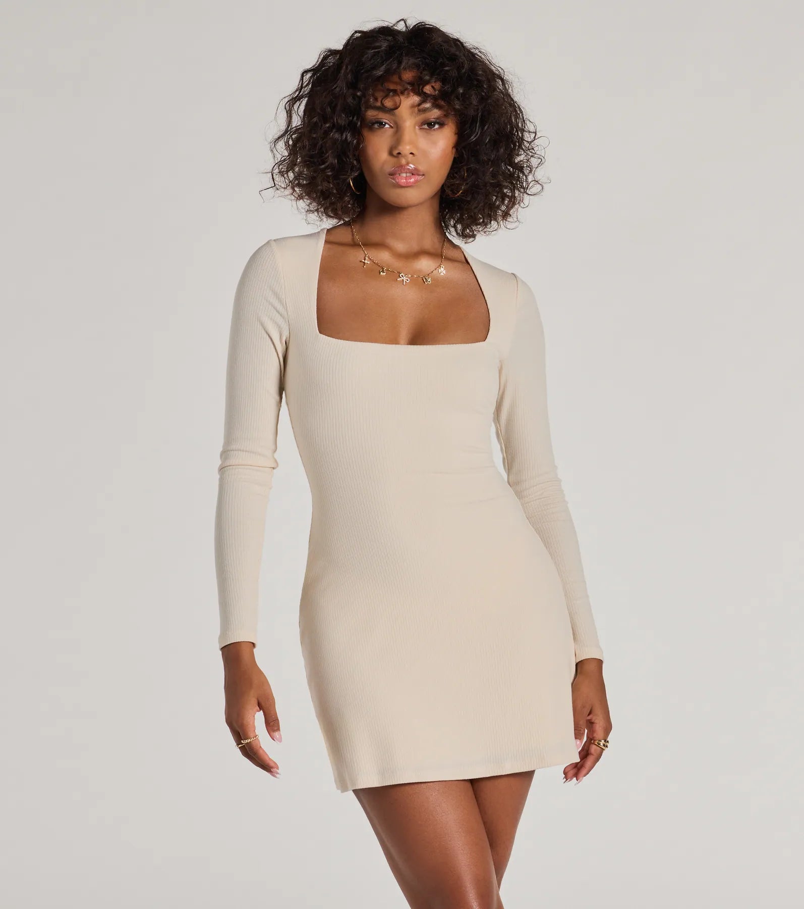 Ball Gown Women Dress with a Full Skirt for a Princess - like Look Casual Luxe Long Sleeve Ribbed Knit Mini Dress Ball Gown Women Dress with a Full Skirt for a Princess - like Look Casual Luxe Long Sleeve Ribbed Knit Mini Dress