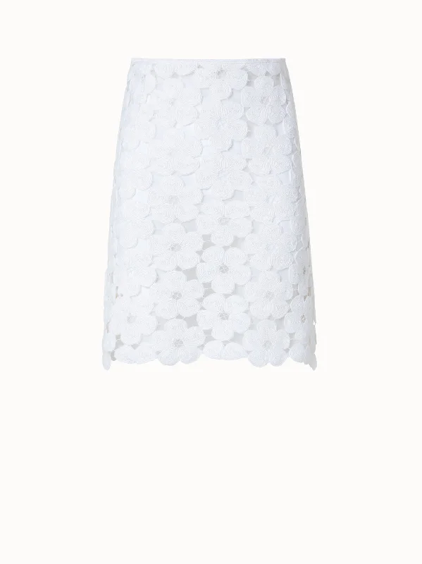 Skirts with a metallic finish Short Skirt with Anemone Embroidery