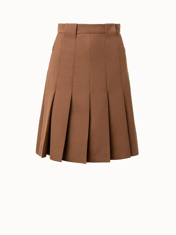 Button - down skirts for a classic style Wool Double-Face Pleated Short Skirt