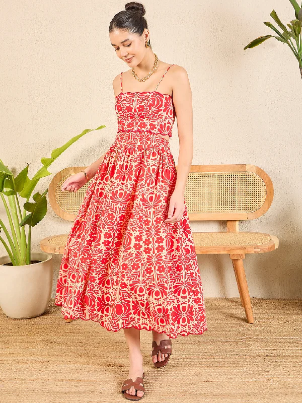 Ruffled Women Dress with Multiple Layers for a Playful and Girly Style Scalloped Fit and Flare Maxi Cotton Dress Ruffled Women Dress with Multiple Layers for a Playful and Girly Style Scalloped Fit and Flare Maxi Cotton Dress