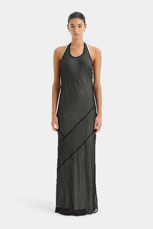 Plus Size Women Dress with a Flattering A - Line Cut for Comfort and Style Strobe Halter Dress Plus Size Women Dress with a Flattering A - Line Cut for Comfort and Style Strobe Halter Dress