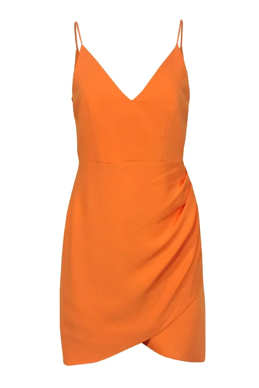 Mermaid - Style Women Dress with a Fitted Silhouette for Special Occasions Mermaid - Style Women Dress with a Fitted Silhouette for Special Occasions Amanda Uprichard - Sherbet Orange Sleeveless Ruched Sheath Dress Sz S Mermaid - Style Women Dress with a Fitted Silhouette for Special Occasions Mermaid - Style Women Dress with a Fitted Silhouette for Special Occasions Amanda Uprichard - Sherbet Orange Sleeveless Ruched Sheath Dress Sz S